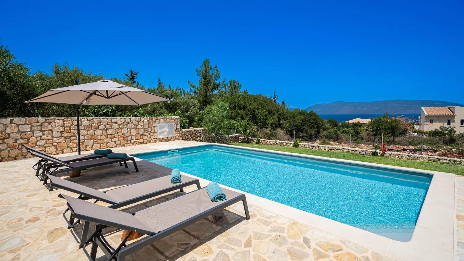 Blue Villa Sami
