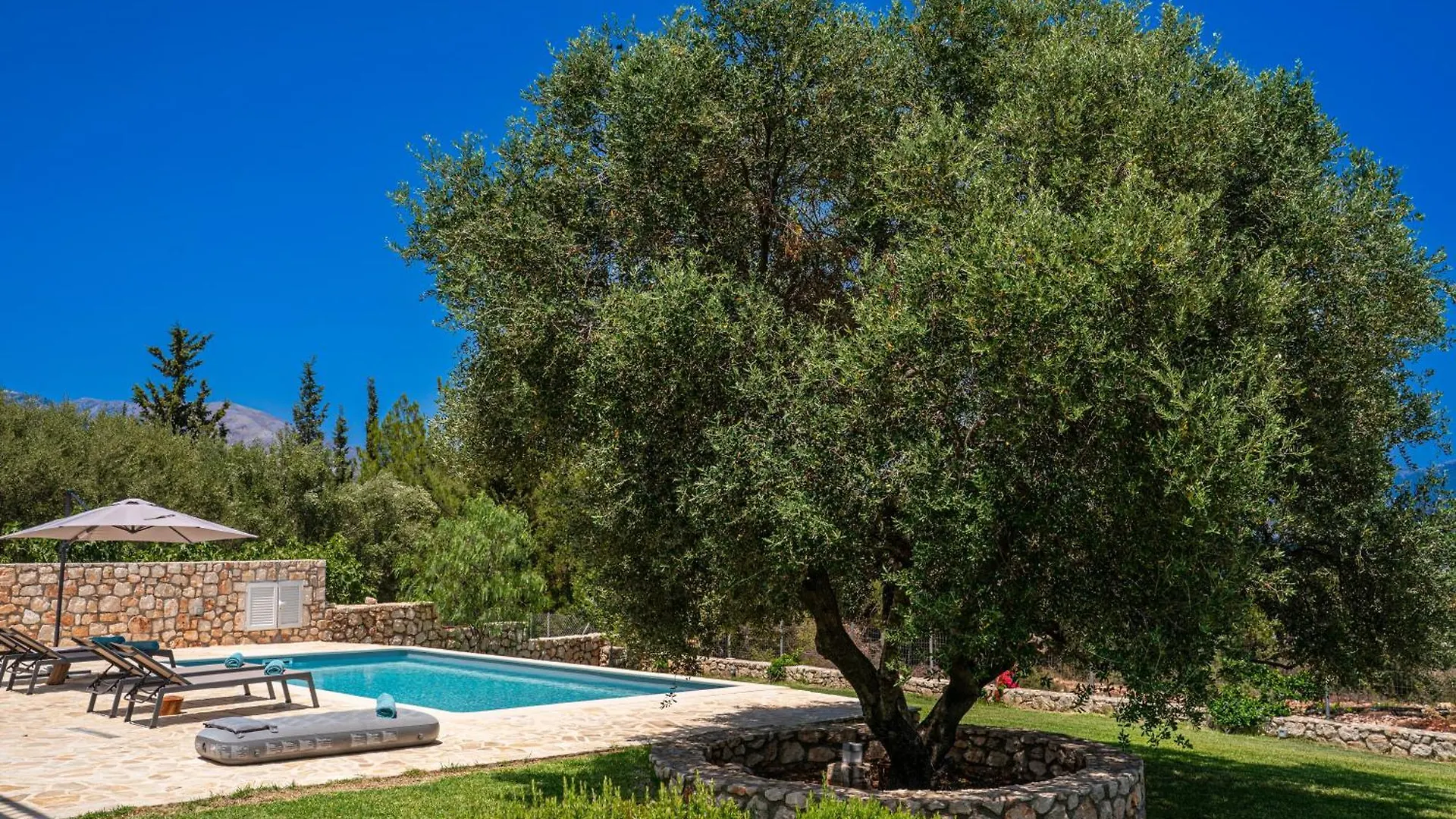 Blue Villa Sami